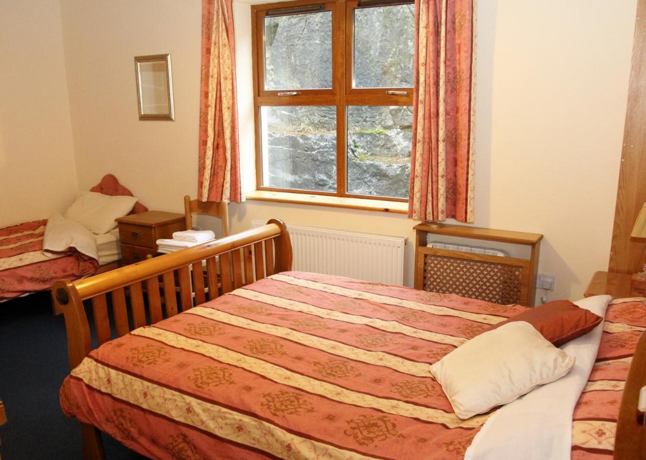 Clare'S Rock Self-Catering Accommodation Carron 외부 사진